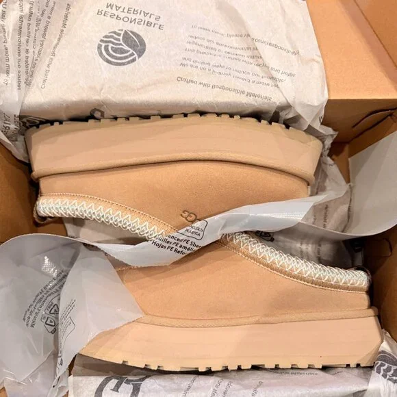 UGG Women's Tazz II Platform - Picture 14 of 15